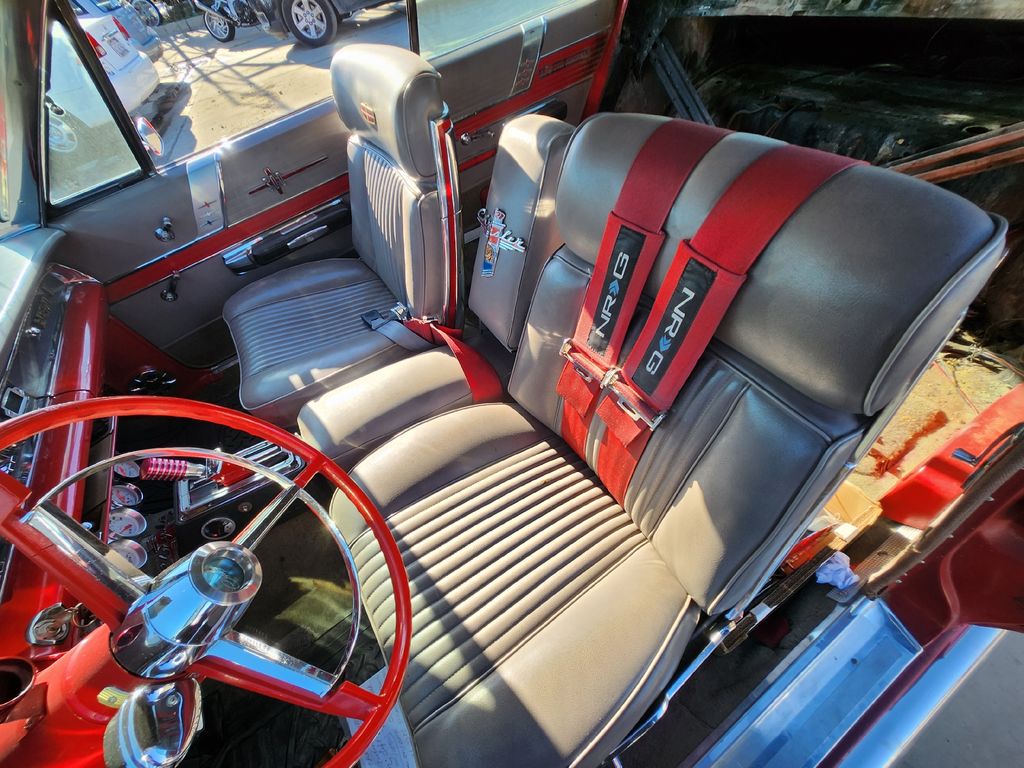 1966 Chrysler 300 7