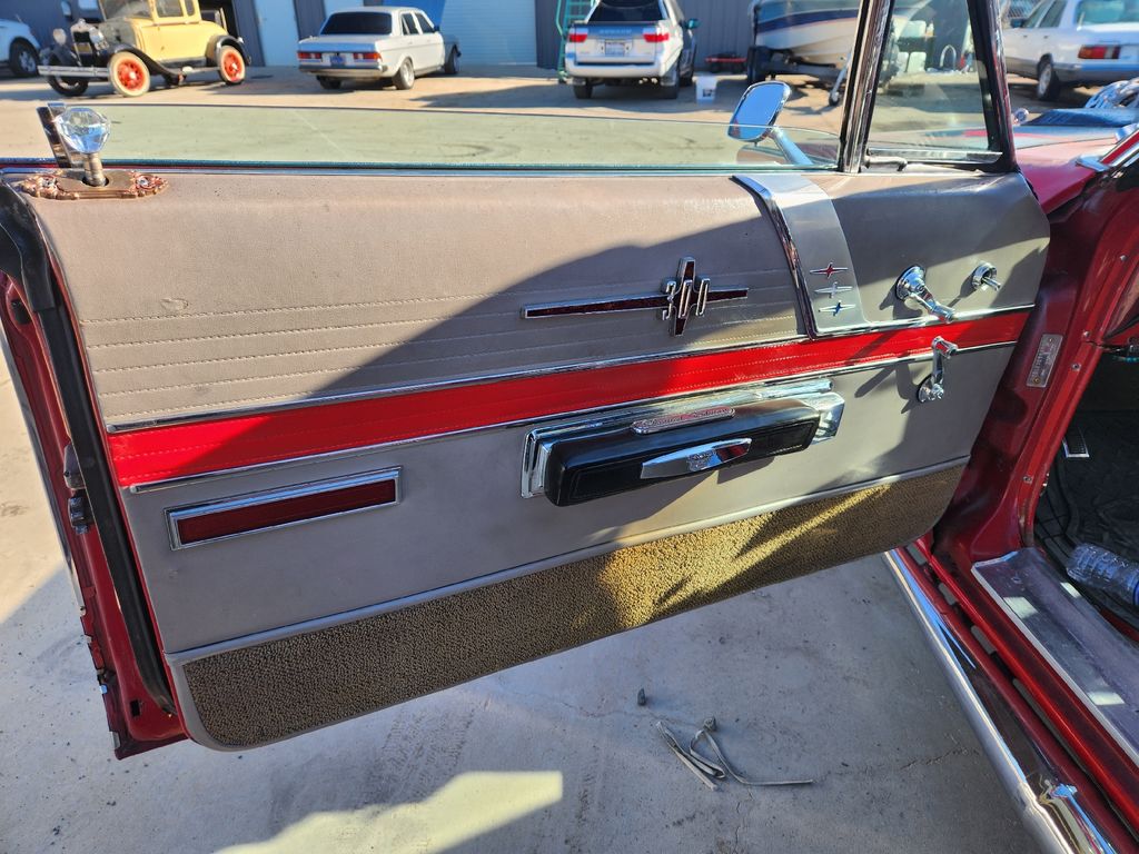 1966 Chrysler 300 16