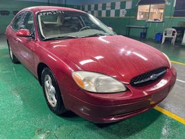 2003 Ford Taurus