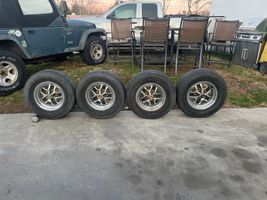 Oldsmobile Classic 14 RIMS WITH TIRES