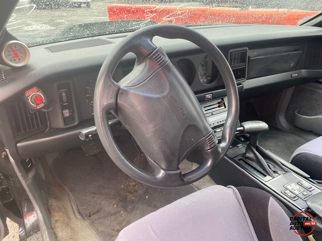 1992 Pontiac Firebird 10