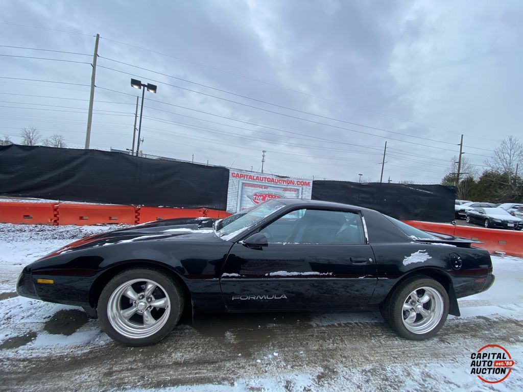 1992 Pontiac Firebird 16