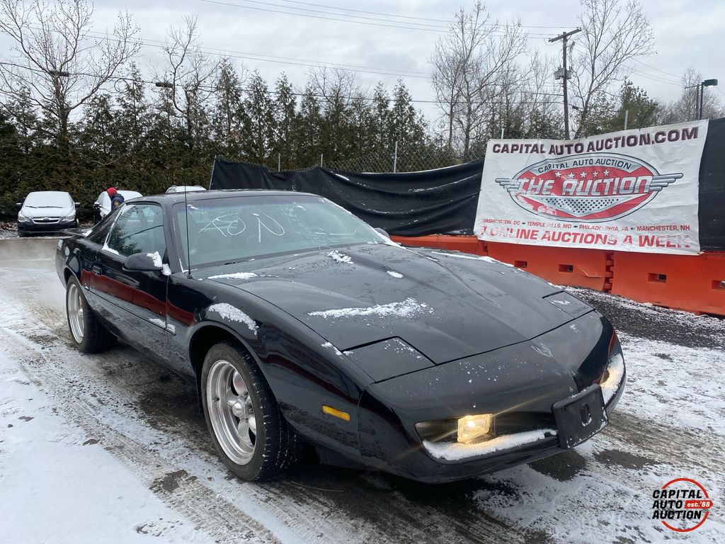 1992 Pontiac Firebird 0