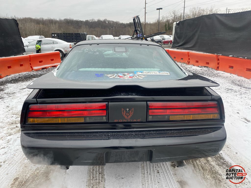 1992 Pontiac Firebird 6