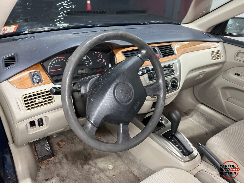 2004 Mitsubishi LANCER ES 10