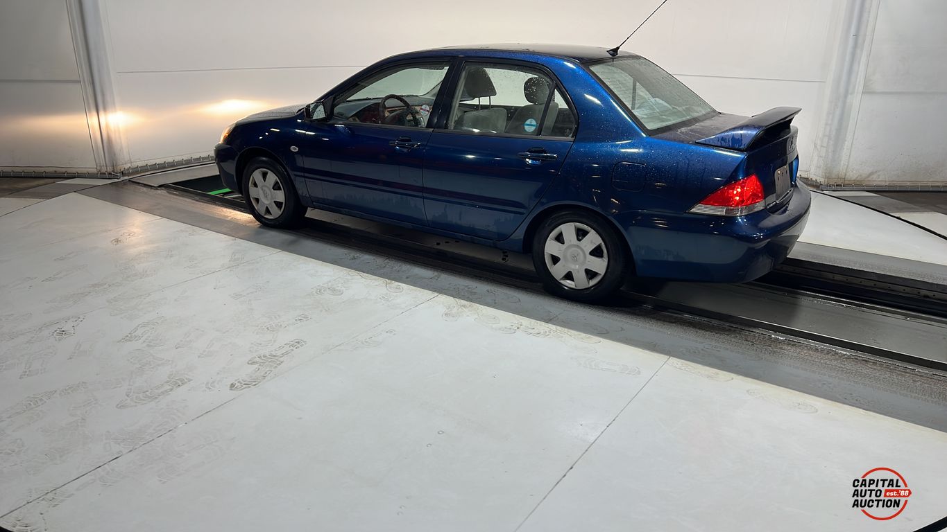 2004 Mitsubishi LANCER ES 2