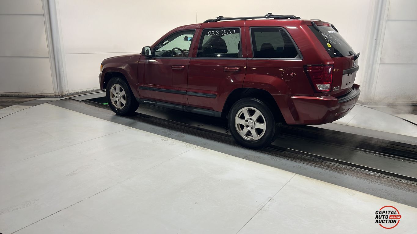 2008 JEEP Grand Cherokee Laredo 2