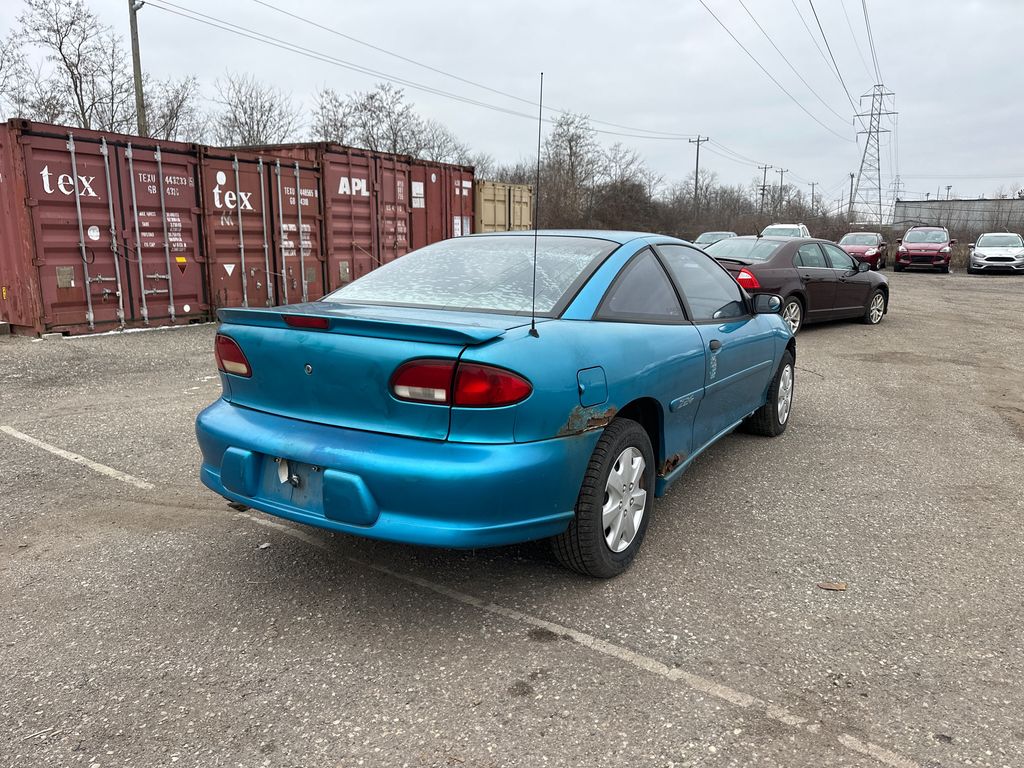 1997 CHEVROLET CAVALIER 3