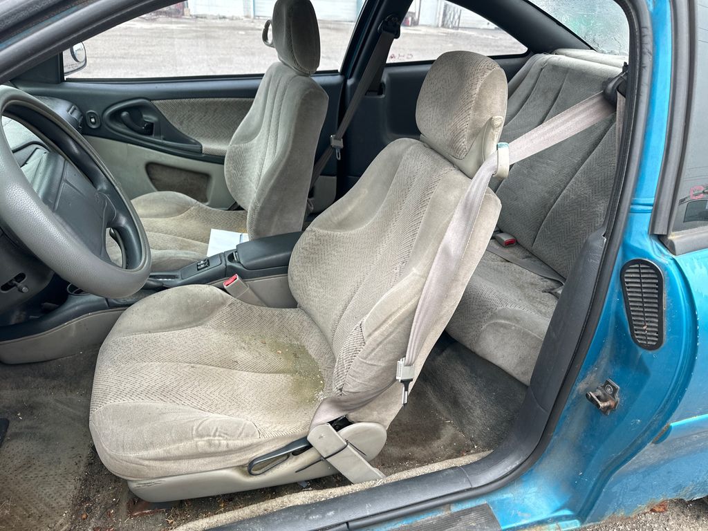 1997 CHEVROLET CAVALIER 7