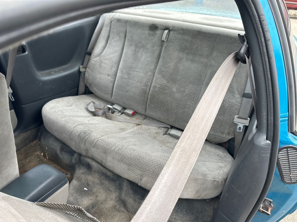 1997 CHEVROLET CAVALIER 8
