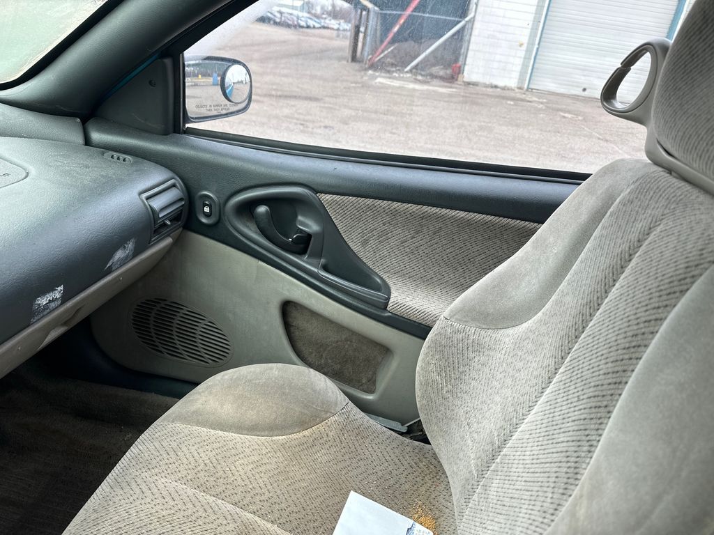 1997 CHEVROLET CAVALIER 12