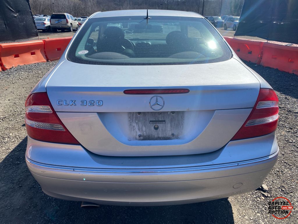 2004 MERCEDES-BENZ CLK 6