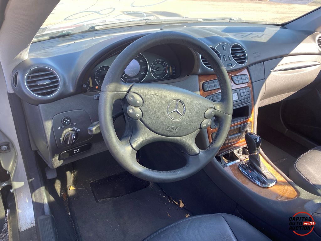 2004 MERCEDES-BENZ CLK 10