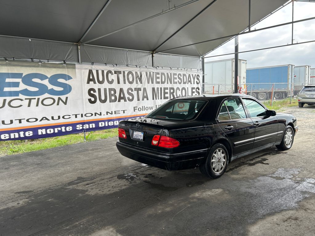 1999 Mercedes-Benz E-Class 3