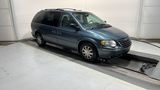 2006 Chrysler TOWN AND COUNTRY TOURING