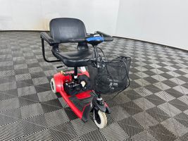 1999 Mobiliy Scooter 3 Wheel Scooter