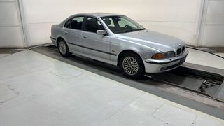 1999 BMW 540I