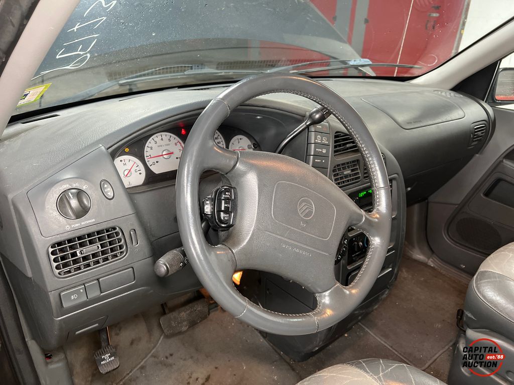 2002 Mercury Villager 10