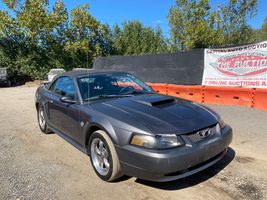 2004 Ford Mustang