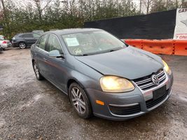 2006 VOLKSWAGEN JETTA