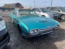 1962 Ford Thunderbird