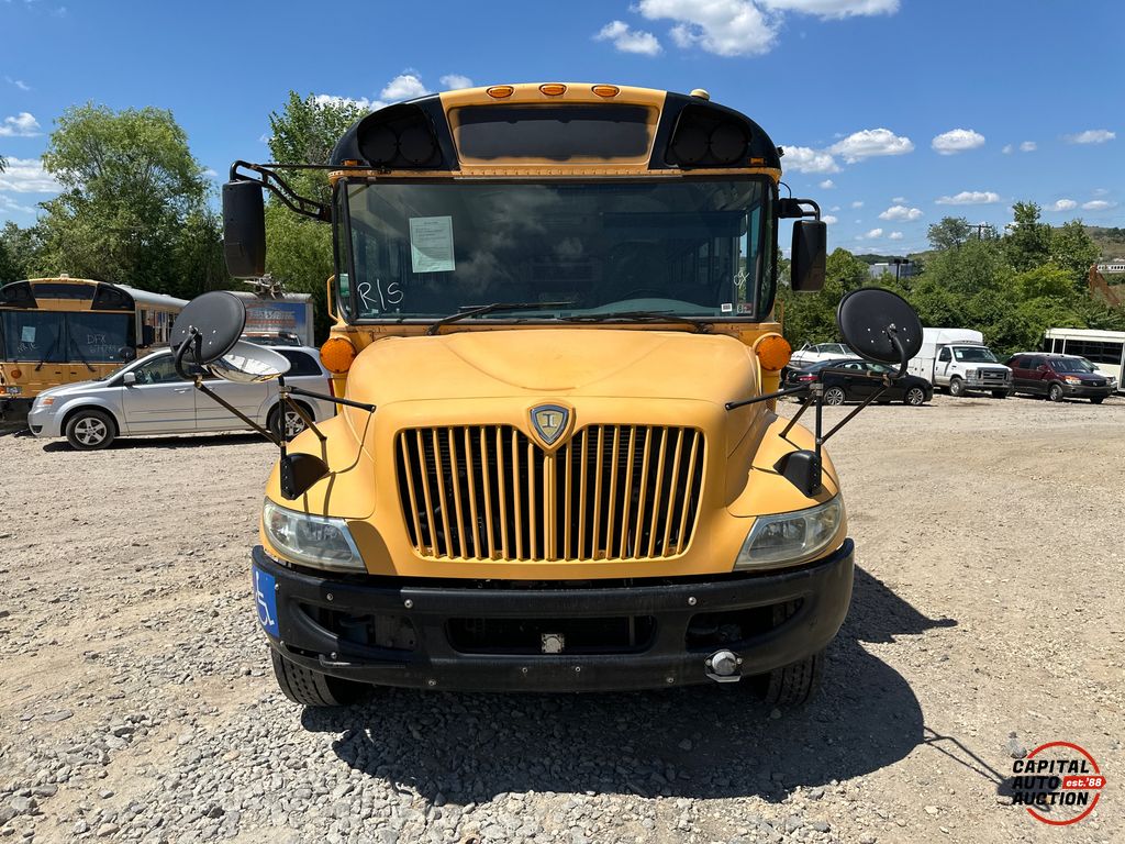 2009 IC BUS CE Series 5