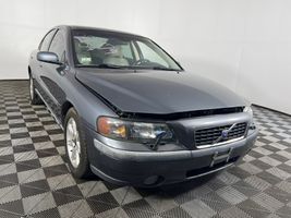 2004 Volvo S60