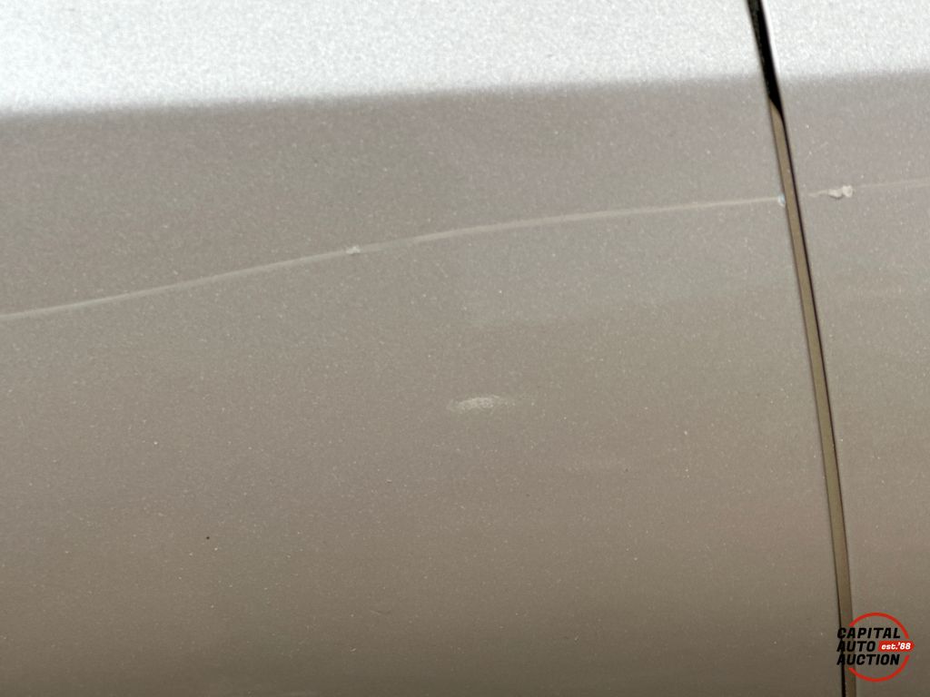 2000 Mitsubishi Diamante 17