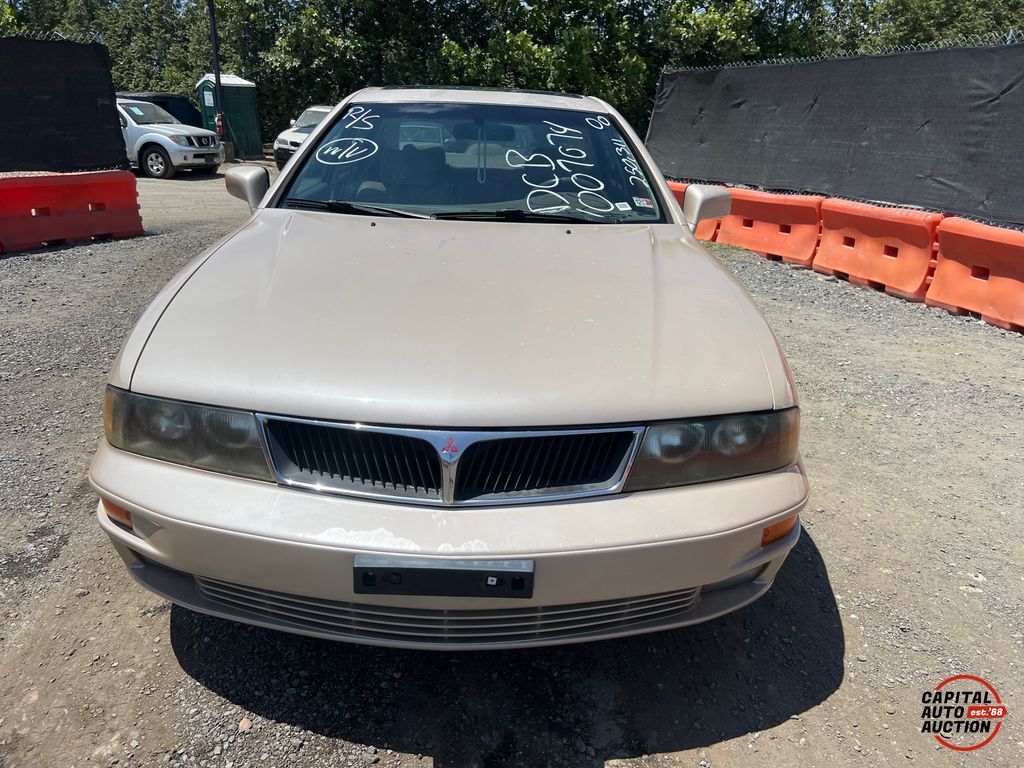2000 Mitsubishi Diamante 5