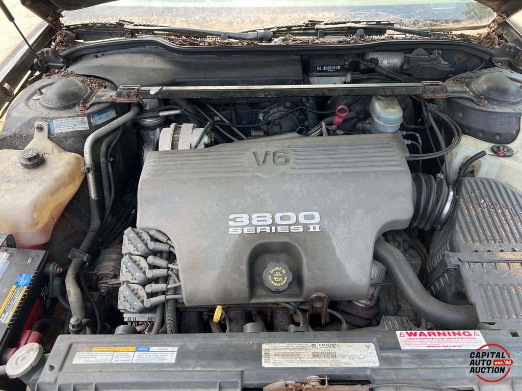 1998 Pontiac Bonneville 9