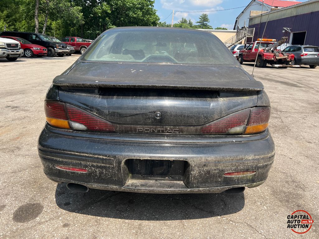 1998 Pontiac Bonneville 6