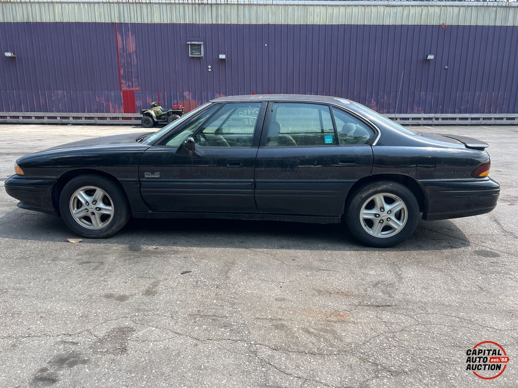 1998 Pontiac Bonneville 11