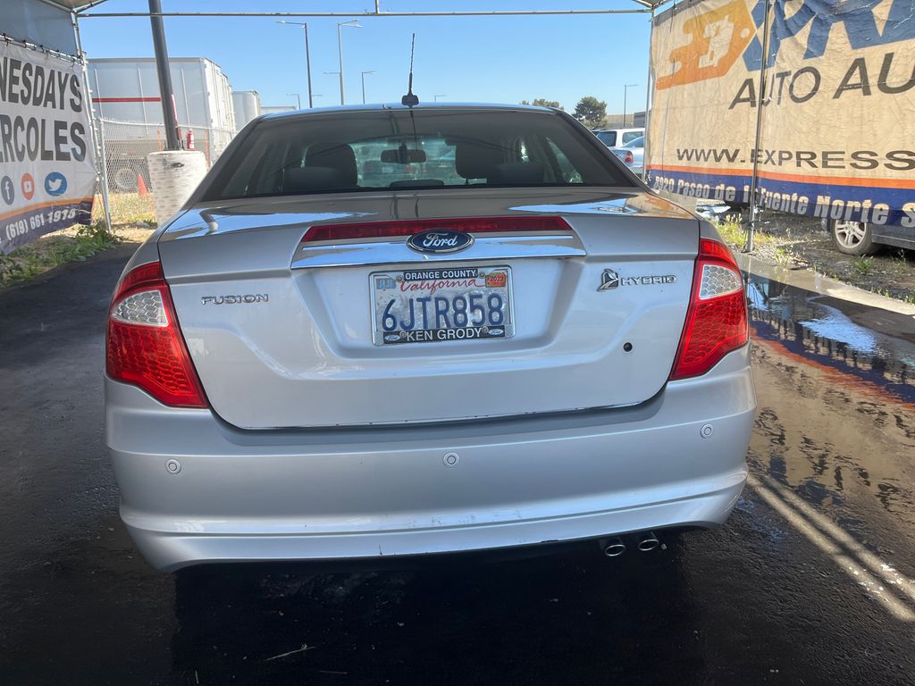 2010 Ford Fusion Hybrid 6