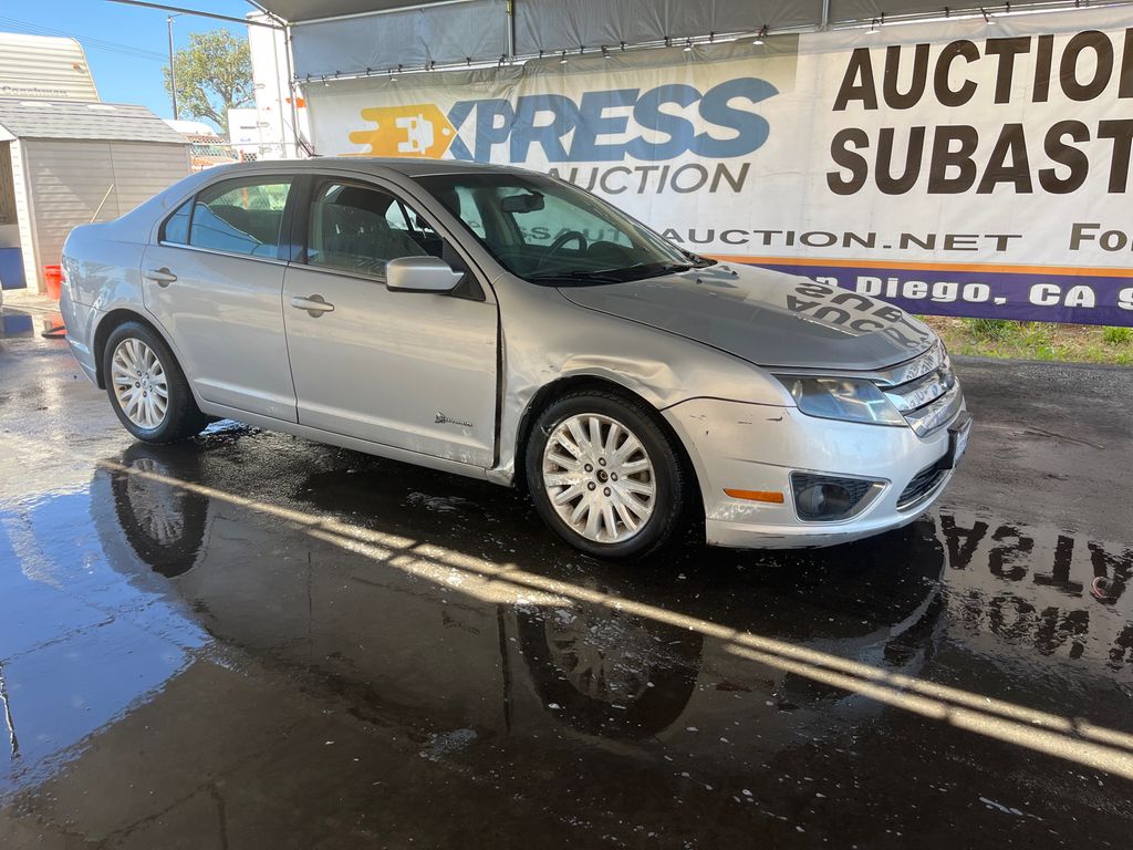 2010 Ford Fusion Hybrid 0