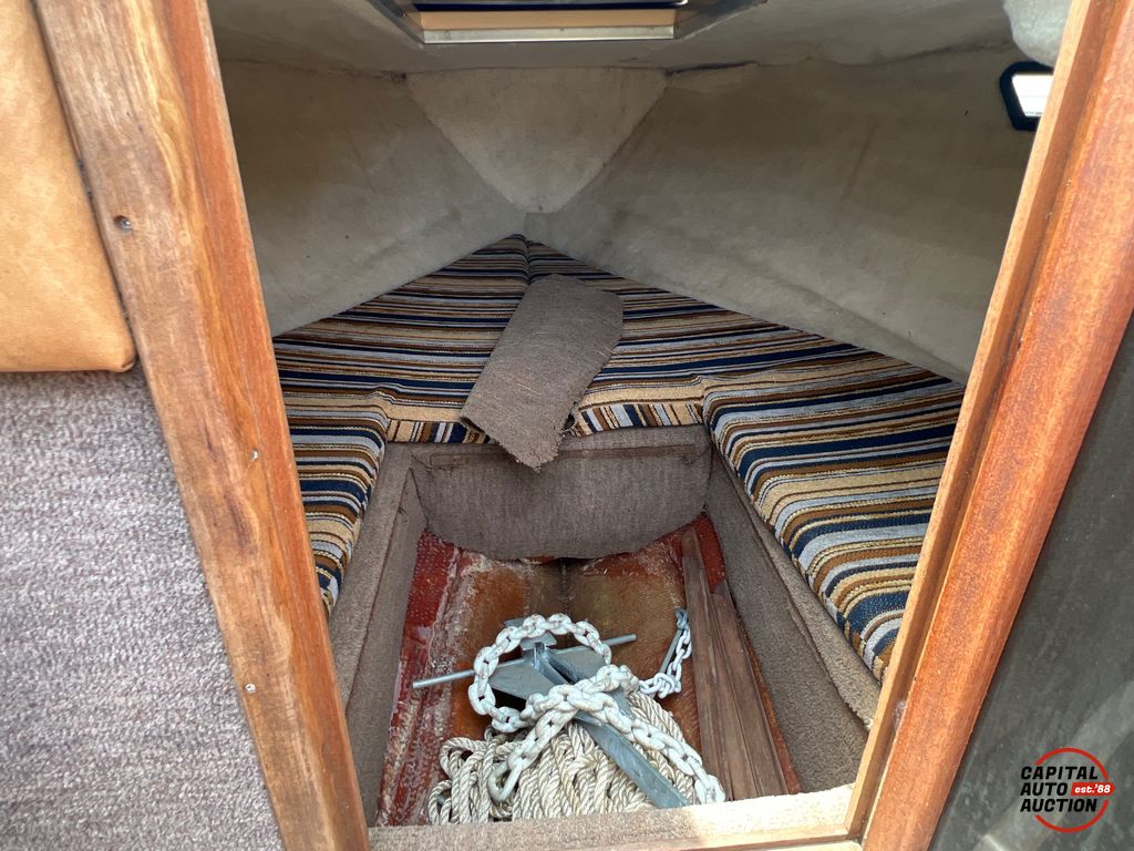 1982 Chris Craft 210 SCORPION 11
