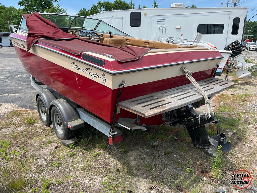 1982 Chris Craft 210 SCORPION 3