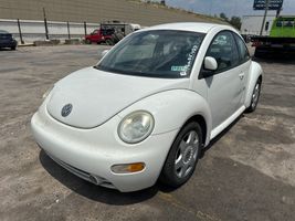 1998 VOLKSWAGEN New Beetle