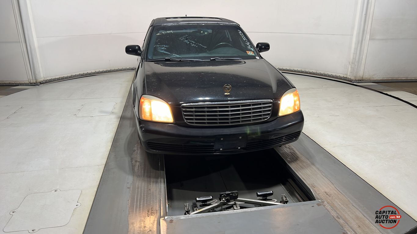 2005 Cadillac DeVille 5