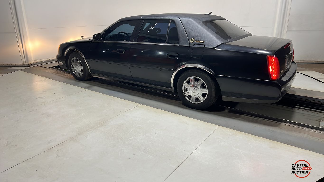 2005 Cadillac DeVille 2