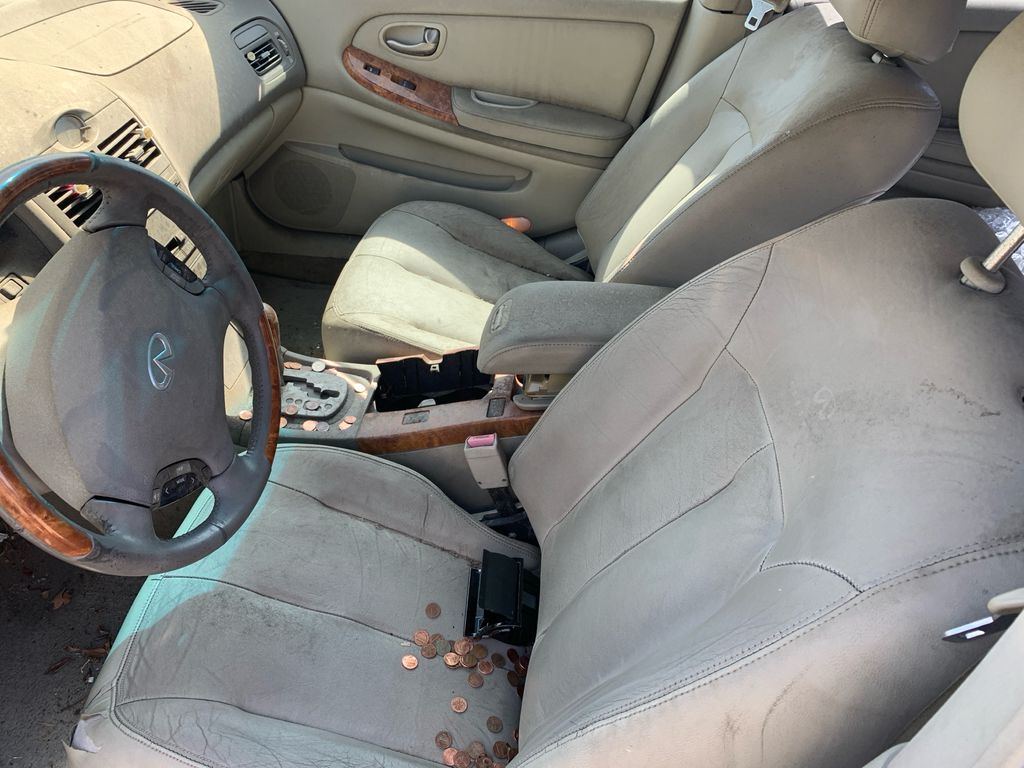 2002 Infiniti I35 7