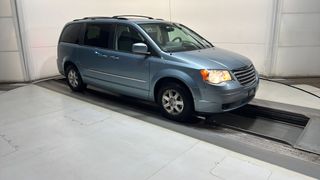 2009 Chrysler Town and Country