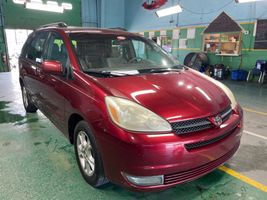 2004 Toyota Sienna