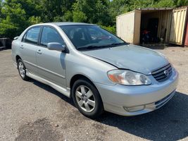 2004 Toyota COROLLA