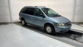 2004 Chrysler Town and Country