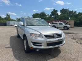 2009 VOLKSWAGEN Touareg 2