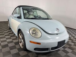 2010 VOLKSWAGEN NEW BEETLE CONVERTIBLE