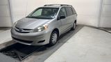 2007 Toyota SIENNA LE/