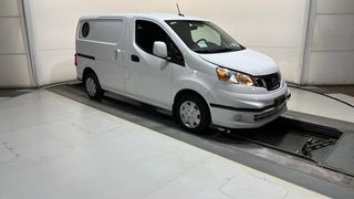 2014 NISSAN NV200