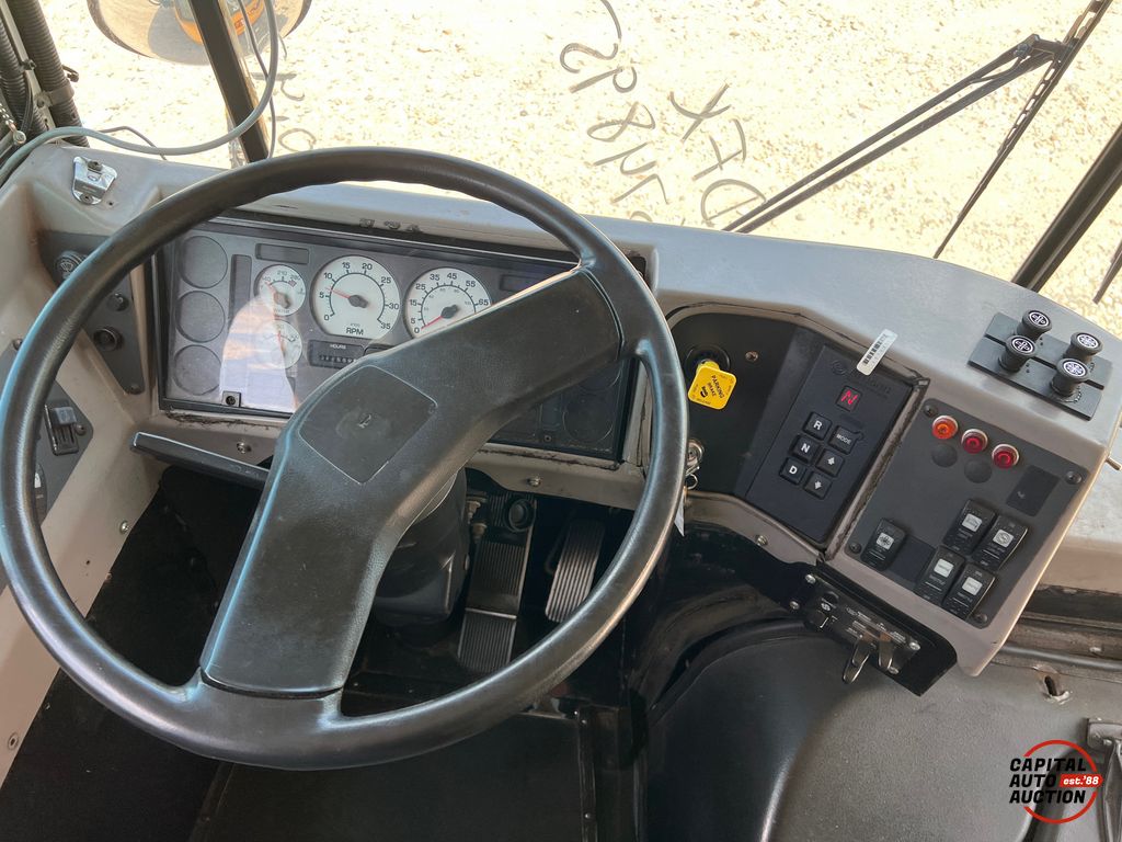 2006 IC BUS FE Series 10