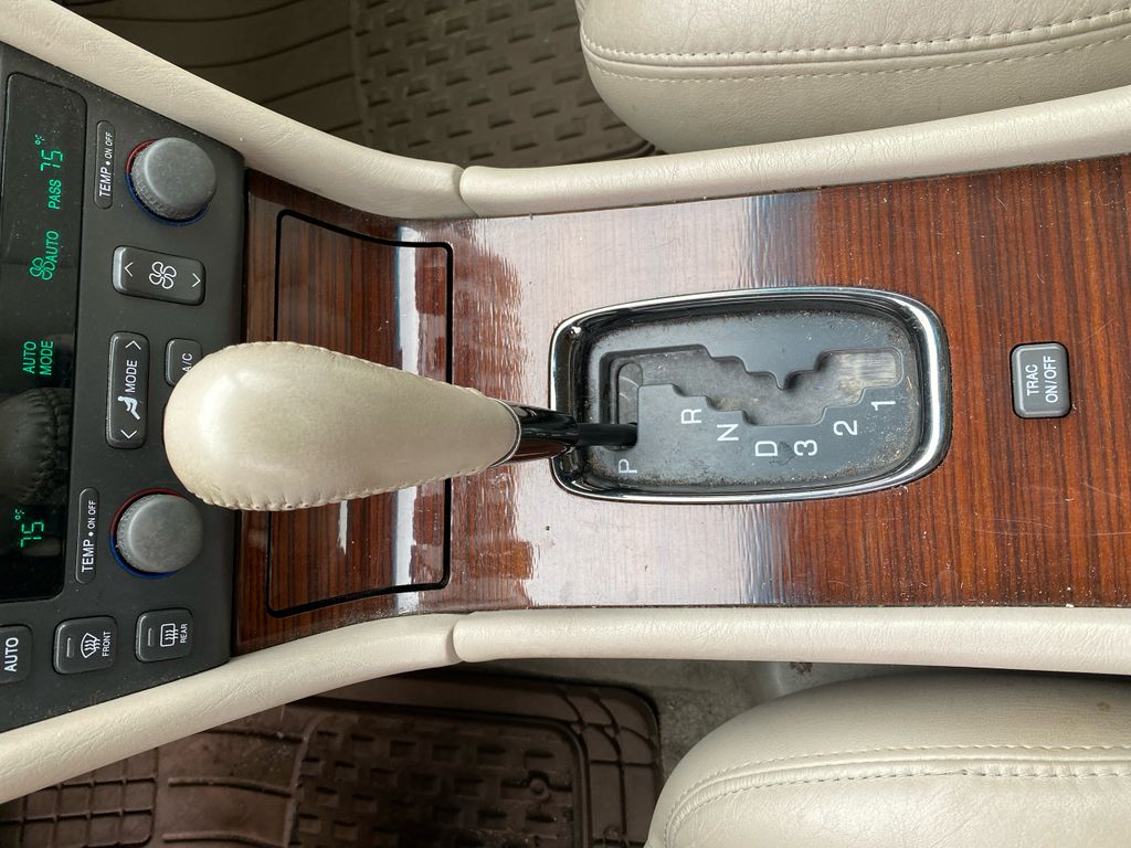 2000 CADILLAC SEVILLE 14